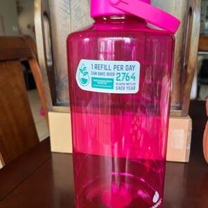 Pink Reusable Water Bottle Perfect for Gym, Camping, Beach